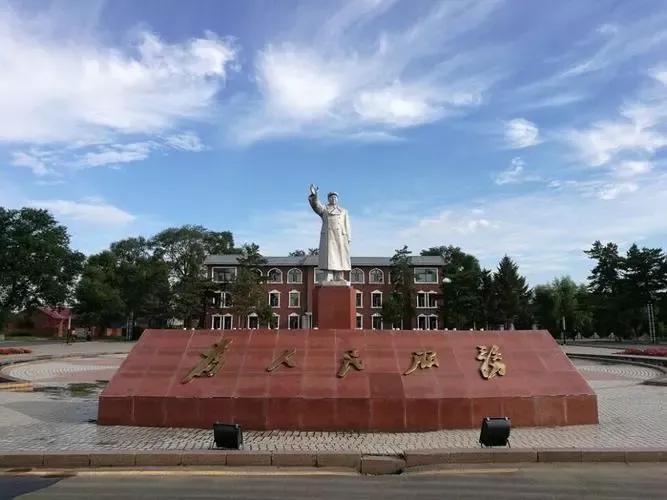 最新农场游戏，友谊之种在田野中生根发芽