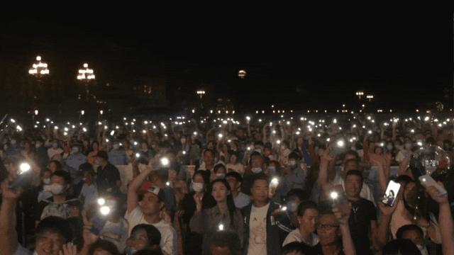 淘宝直播狂欢日，欢笑与陪伴的购物盛宴