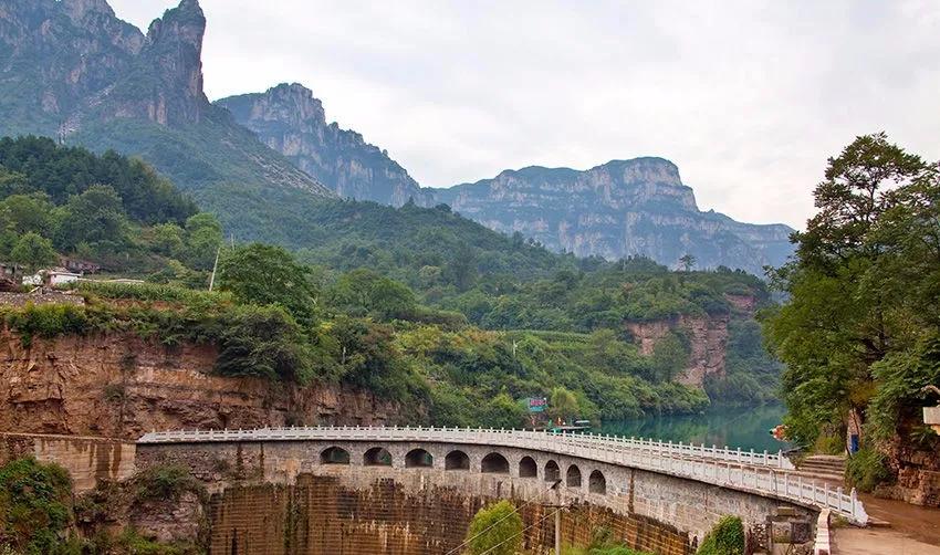 枣庄市中区最新招聘，启程探索自然美景，寻找内心平静之旅